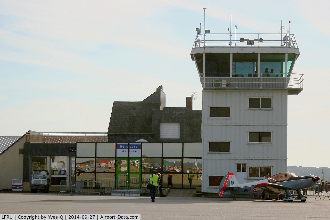 Morlaix Ploujean Airport, Morlaix France (LFRU) - Control tower, Morlaix-Ploujean airport (LFRU-MXN)