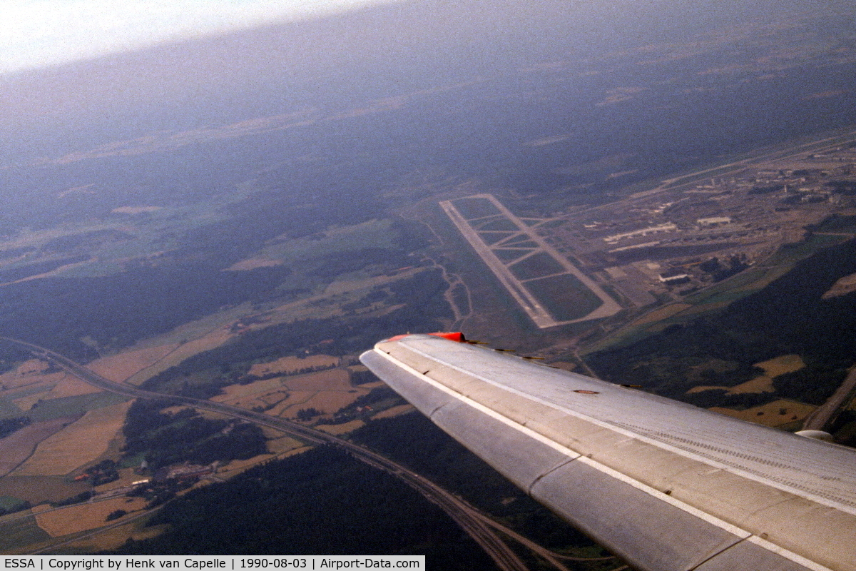 Stockholm-Arlanda Airport, Stockholm Sweden (ESSA) - Stockholm-Arlanda airport seen after departure in a SAS DC-9-41 (1990).
