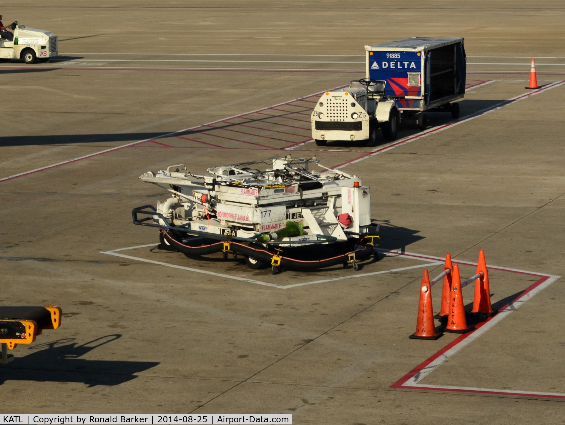 Hartsfield - Jackson Atlanta International Airport (ATL) - Fuel pump ATL