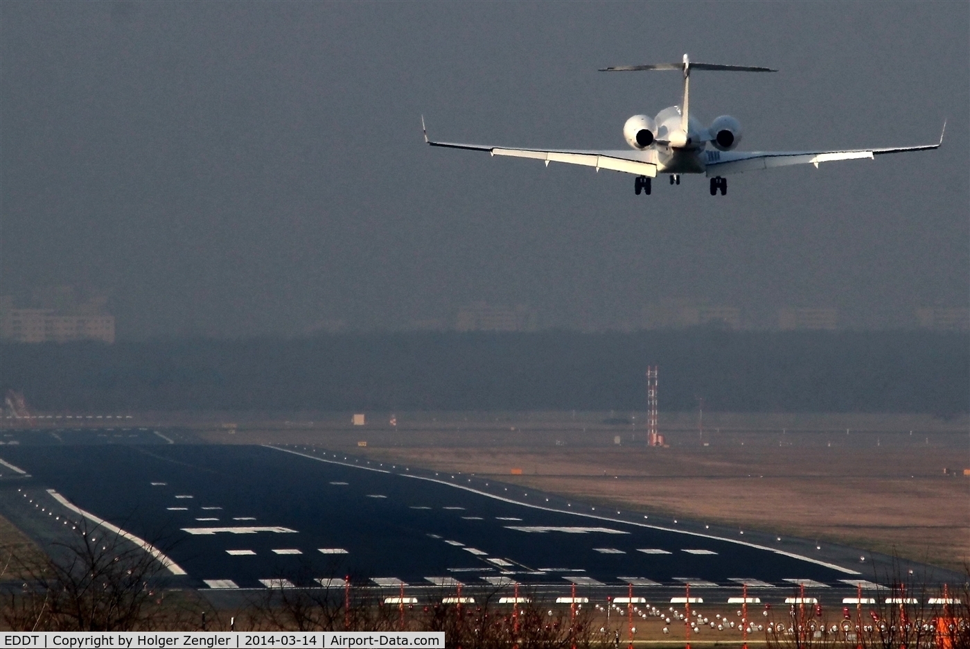 Tegel International Airport (closing in 2011), Berlin Germany (EDDT) - Very final for rwy 26L...