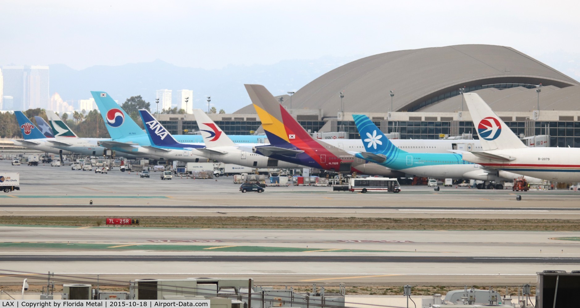 Los Angeles International Airport (LAX) - Tom Bradley Terminal