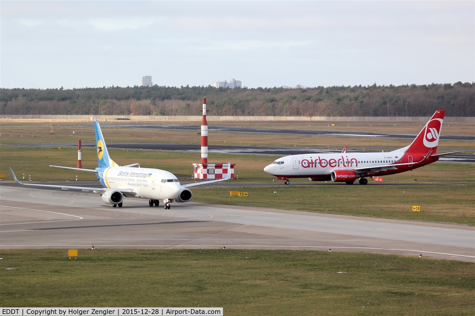 Tegel International Airport (closing in 2011), Berlin Germany (EDDT) - Inbound traffic from rwy 26R....