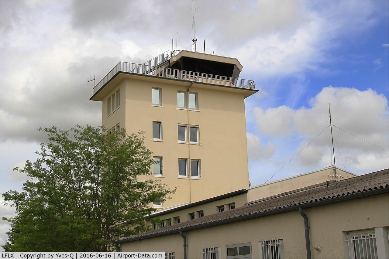 Châteauroux-Déols Airport, Châteauroux, Déols France (LFLX) - Control tower, Châteauroux-Déols Airport (LFLX-CHR)