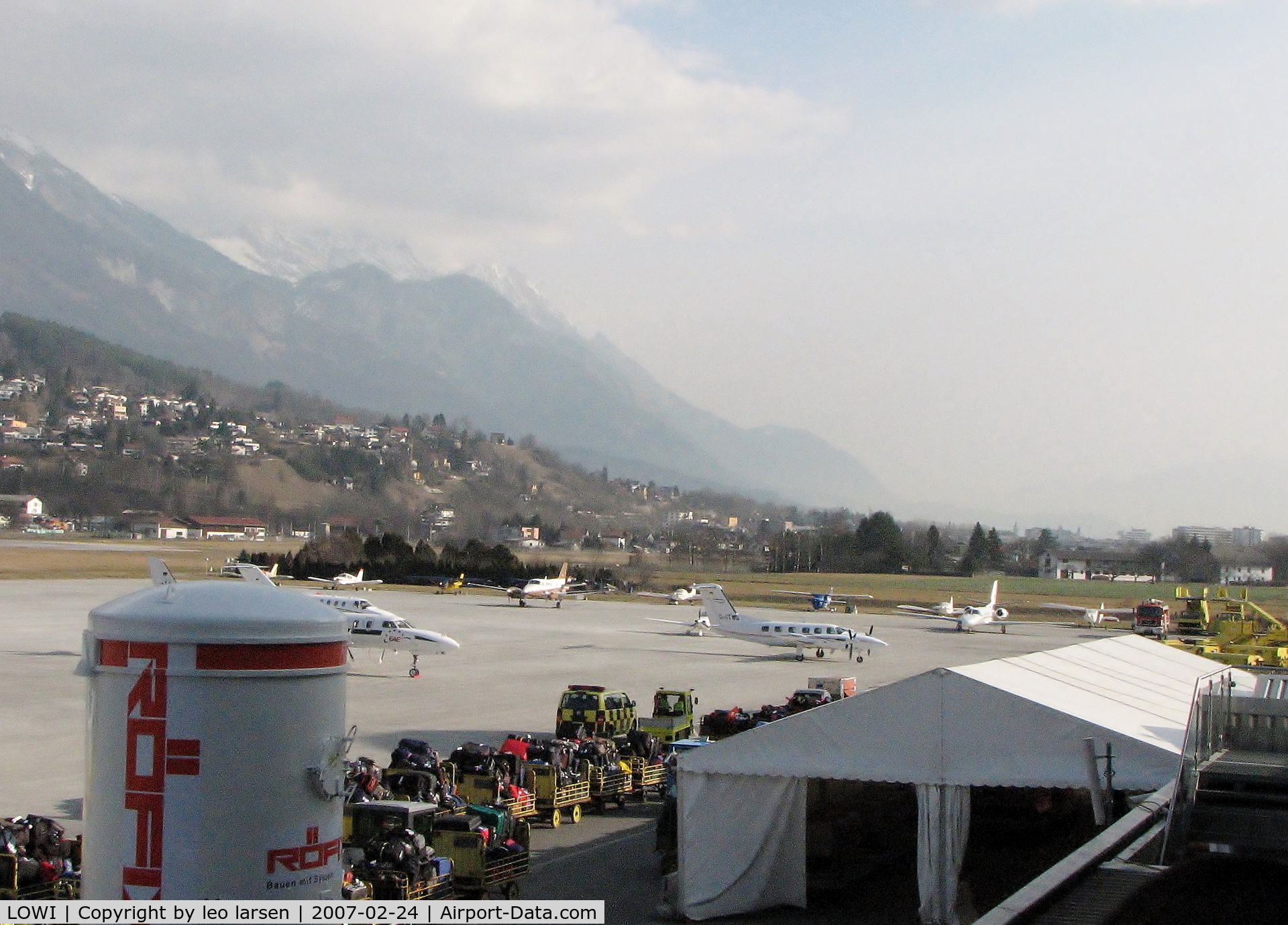 Innsbruck Airport, Innsbruck Austria (LOWI) - Innsbruck 24.2.2007