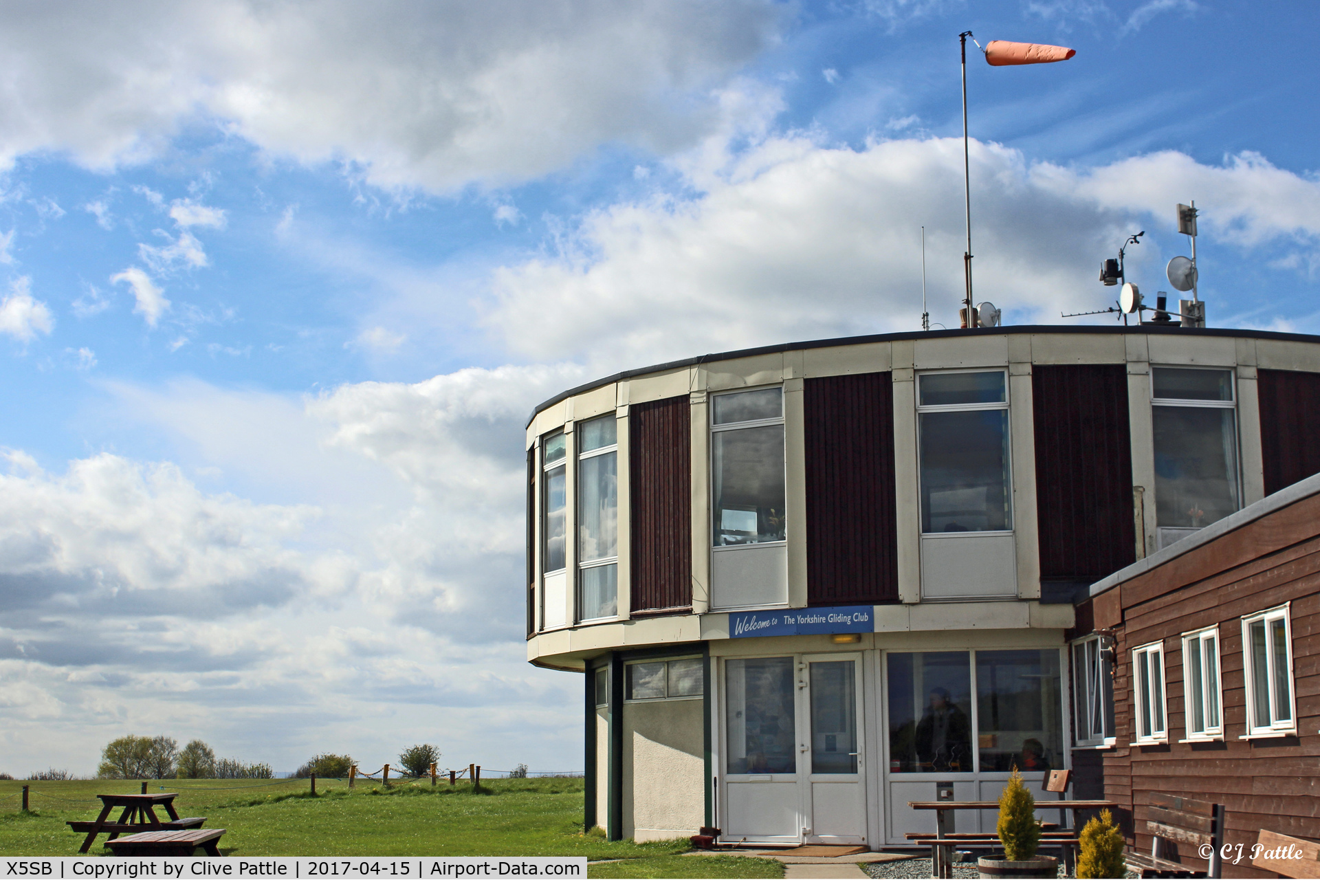 X5SB Airport - View of the Yorkshire Gliding Clubroom and Control Tower at X5SB Sutton Bank