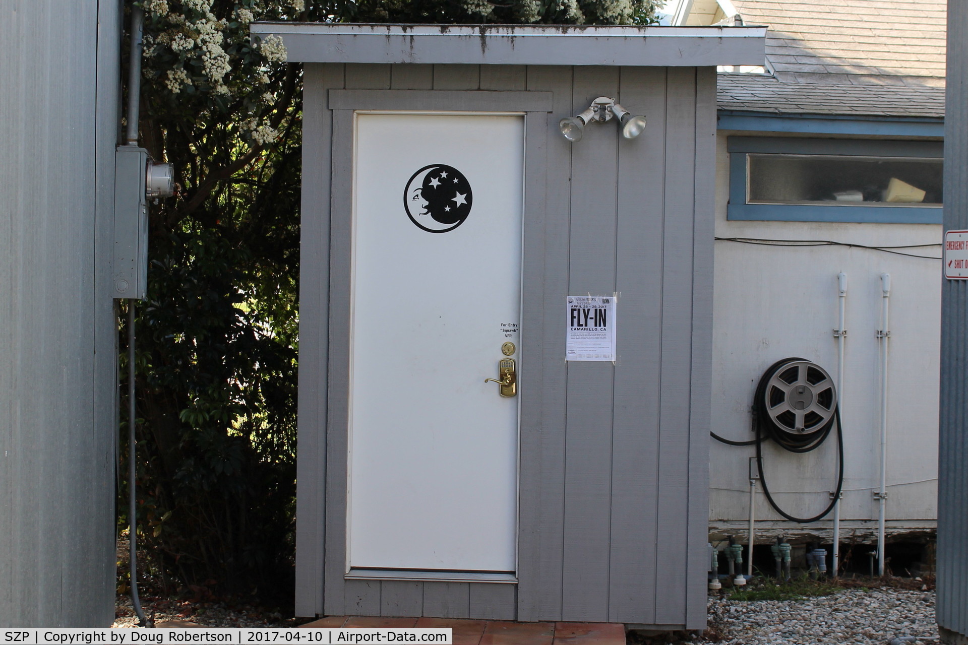Santa Paula Airport (SZP) - Closest toilet/washroom to the SZP Flight Line. Go through the small Airport Park to behind the Airport Office, Squack VFR on door's keypad to enter. If that does not work-it means occupant has double  locked the door for privacy.