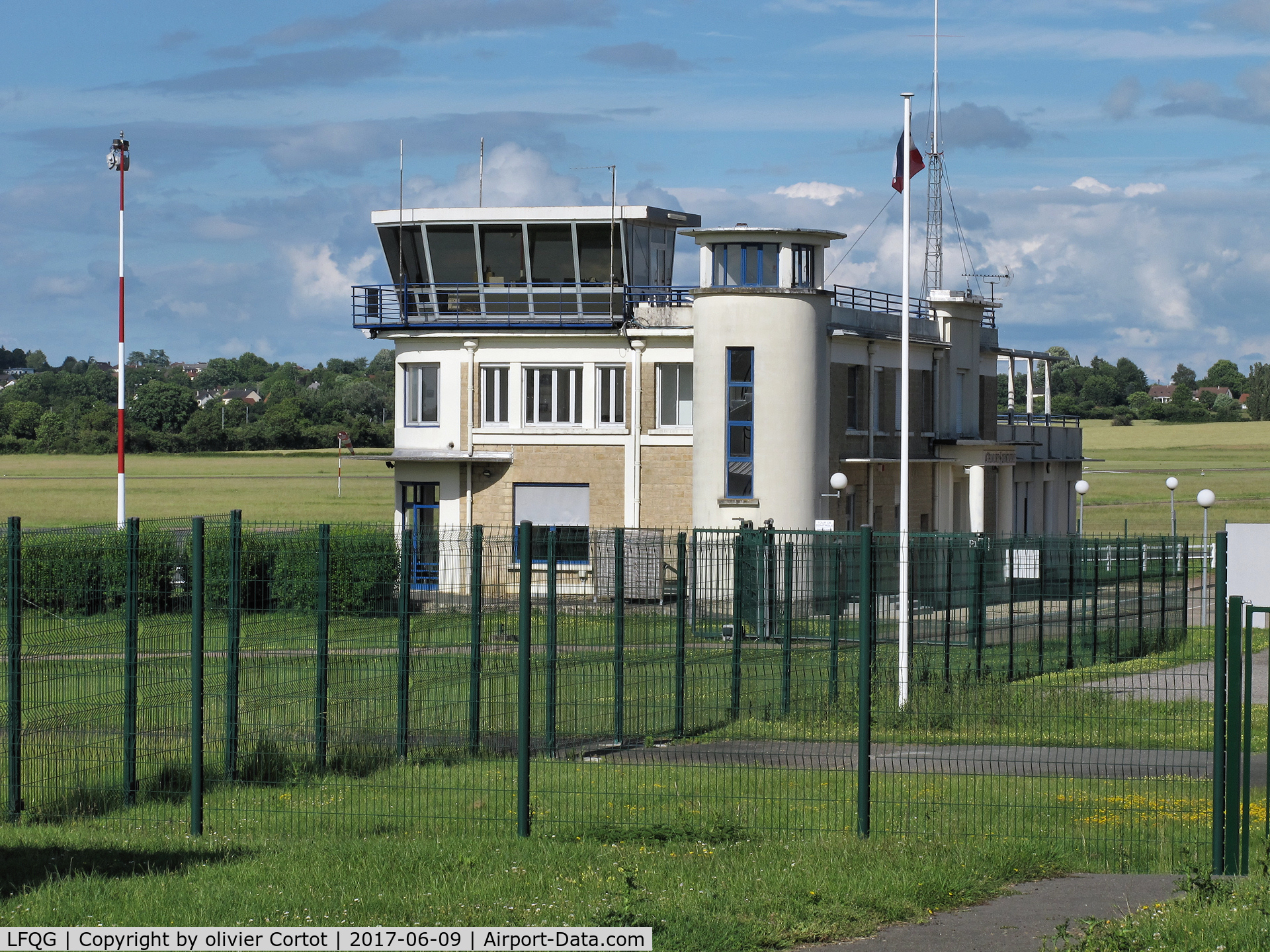 Nevers Fourchambault Airport, Nevers France (LFQG) - the control tower