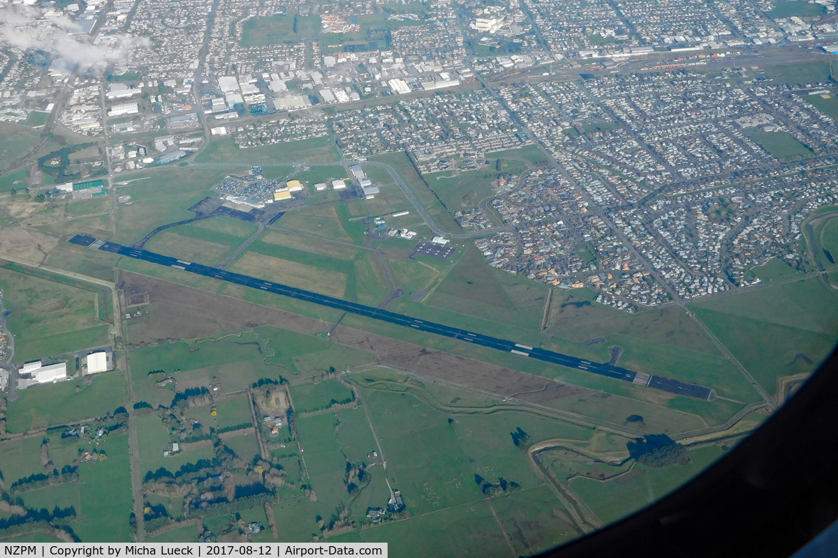 Palmerston North International Airport, Palmerston North New Zealand (NZPM) - Taken from ZK-MVL, AKL-PMR