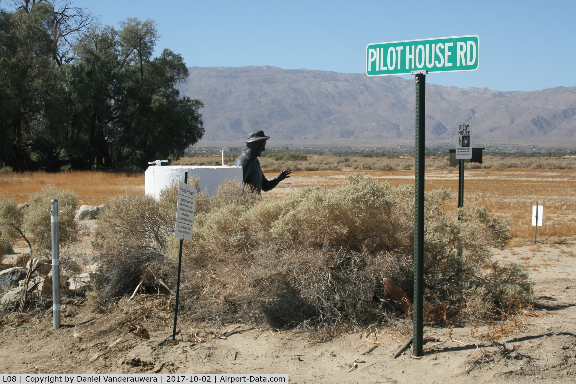 Borrego Valley Airport (L08) - In front of airport