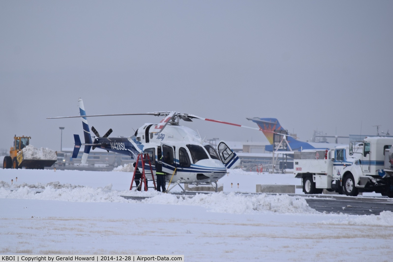 Boise Air Terminal/gowen Fld Airport (BOI) - Maintenance continues even on snow days.