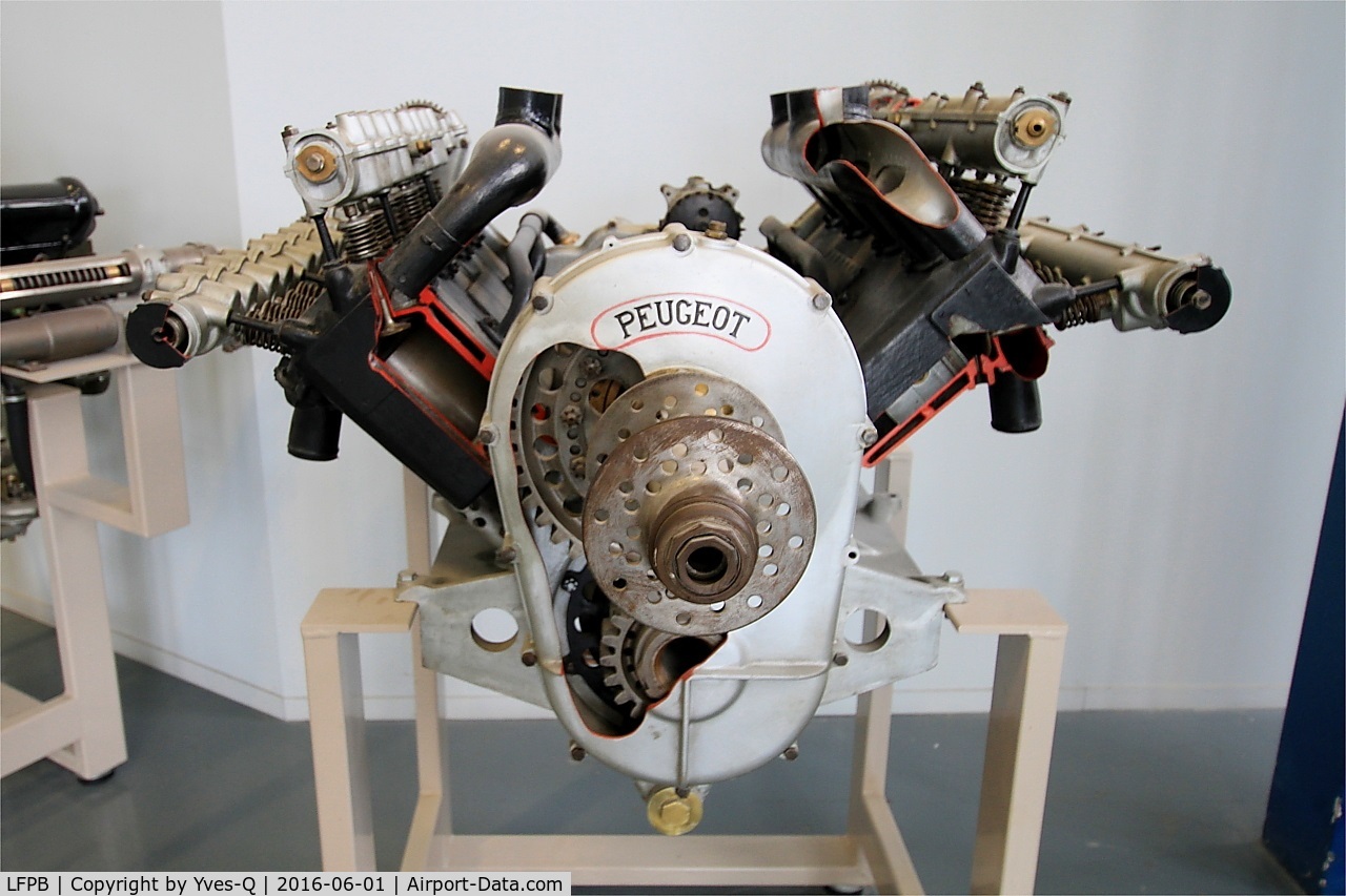 Paris Airport,  France (LFPB) - Peugeot L112 aircraft engine, 1916, Paris-Le Bourget Air & Space Museum (LFPB-LBG)