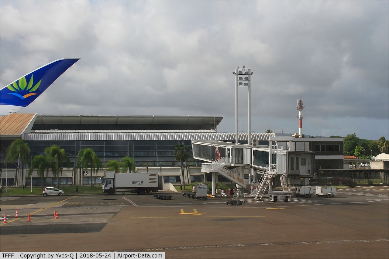 Fort-de-France Airport, Le Lamentin Airport France (TFFF) - Main terminal, Martinique-Aimé-Césaire airport (TFFF - FDF)