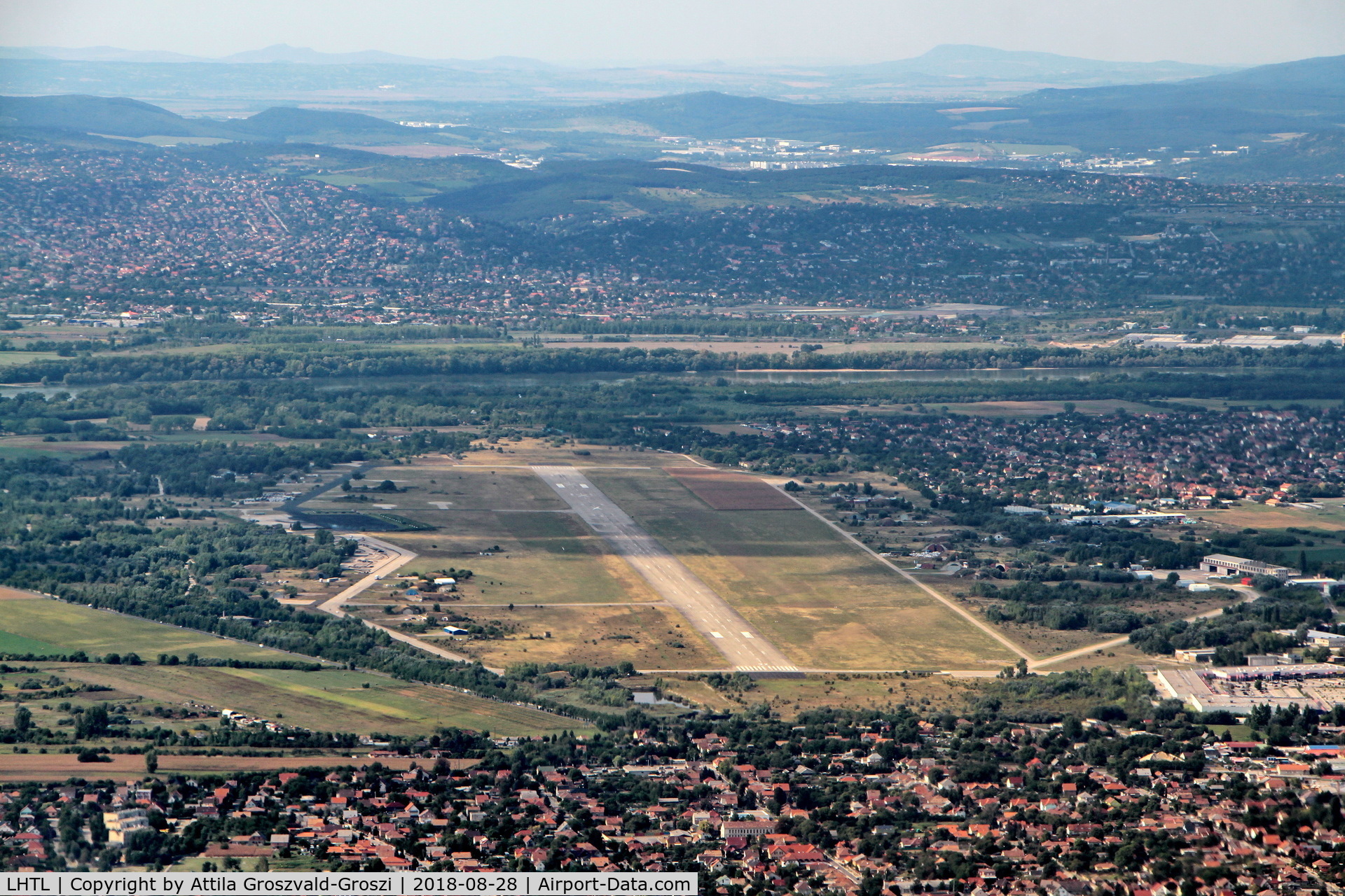 Tököl Airport, Tököl Hungary (LHTL) - Tököl Airport, Hungary