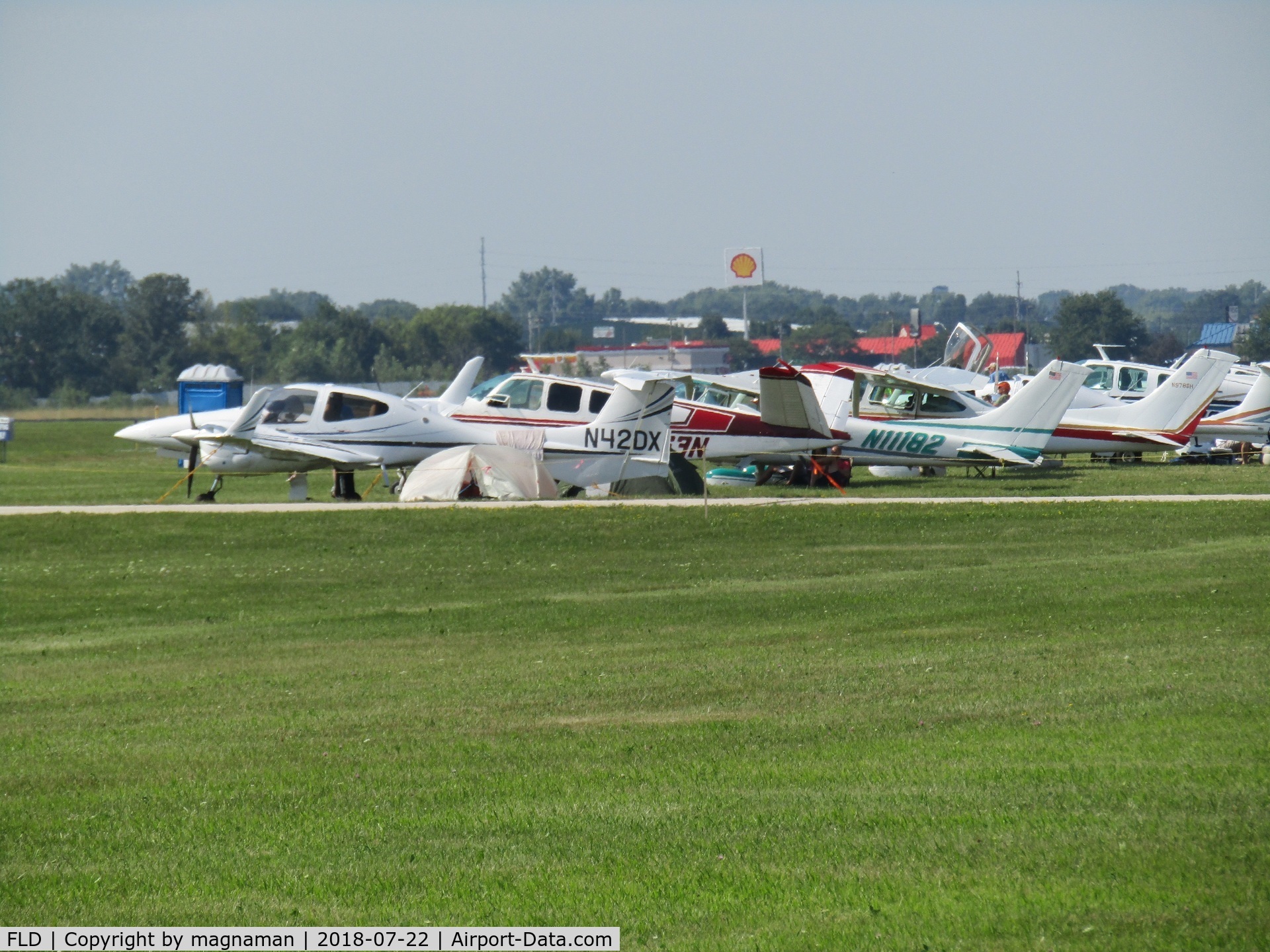 Fond Du Lac County Airport (FLD) - overflow for OSH