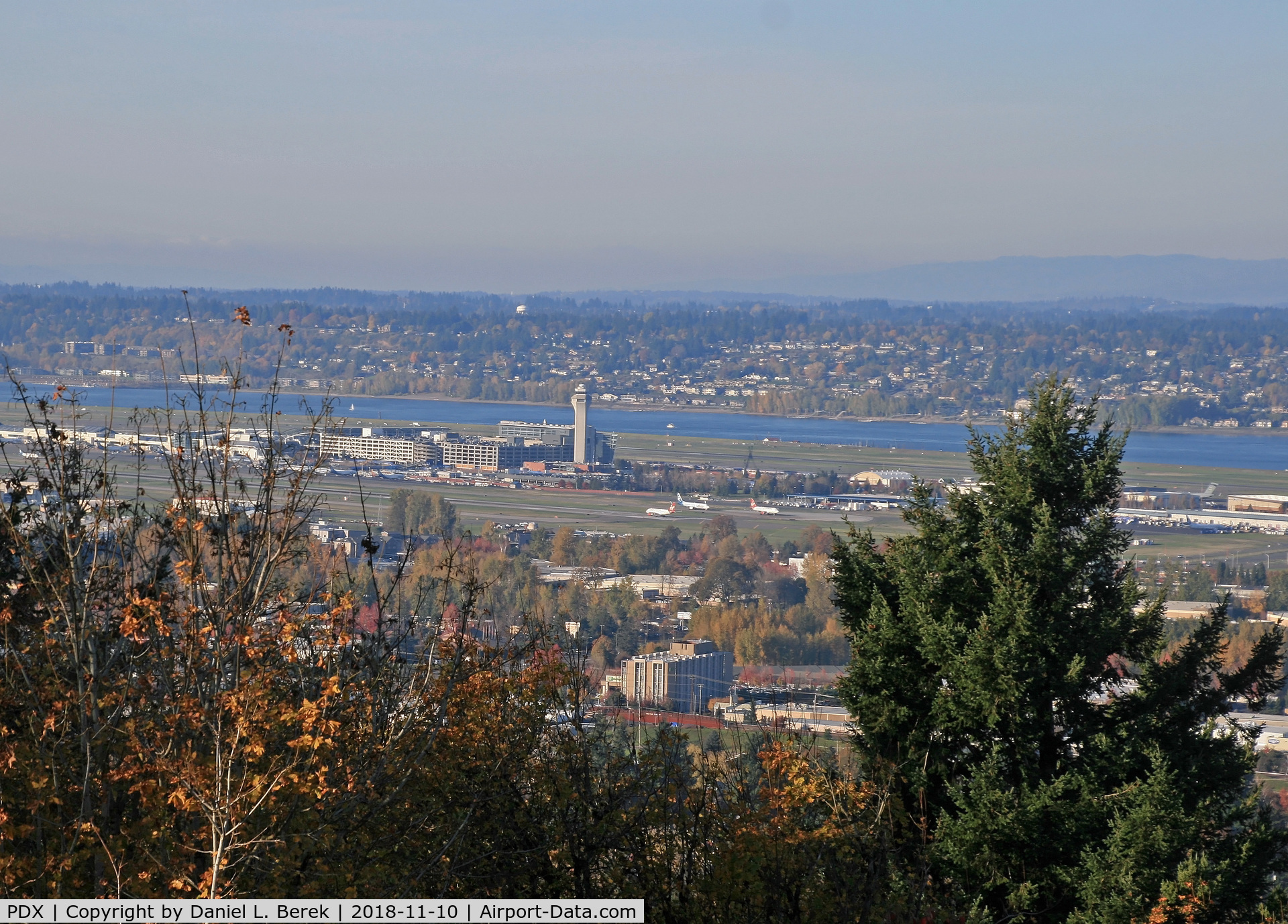 Portland International Airport (PDX) - Beautiful view of PDX from Joseph Wood Hill Park, just southeast of the airport.