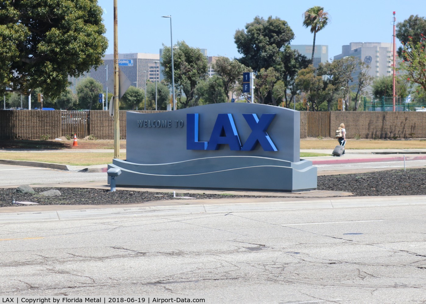 Los Angeles International Airport (LAX) - LAX Sign