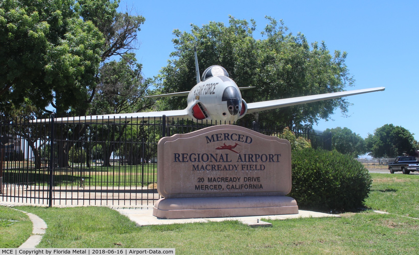 Merced Rgnl//macready Field Airport (MCE) - Merced