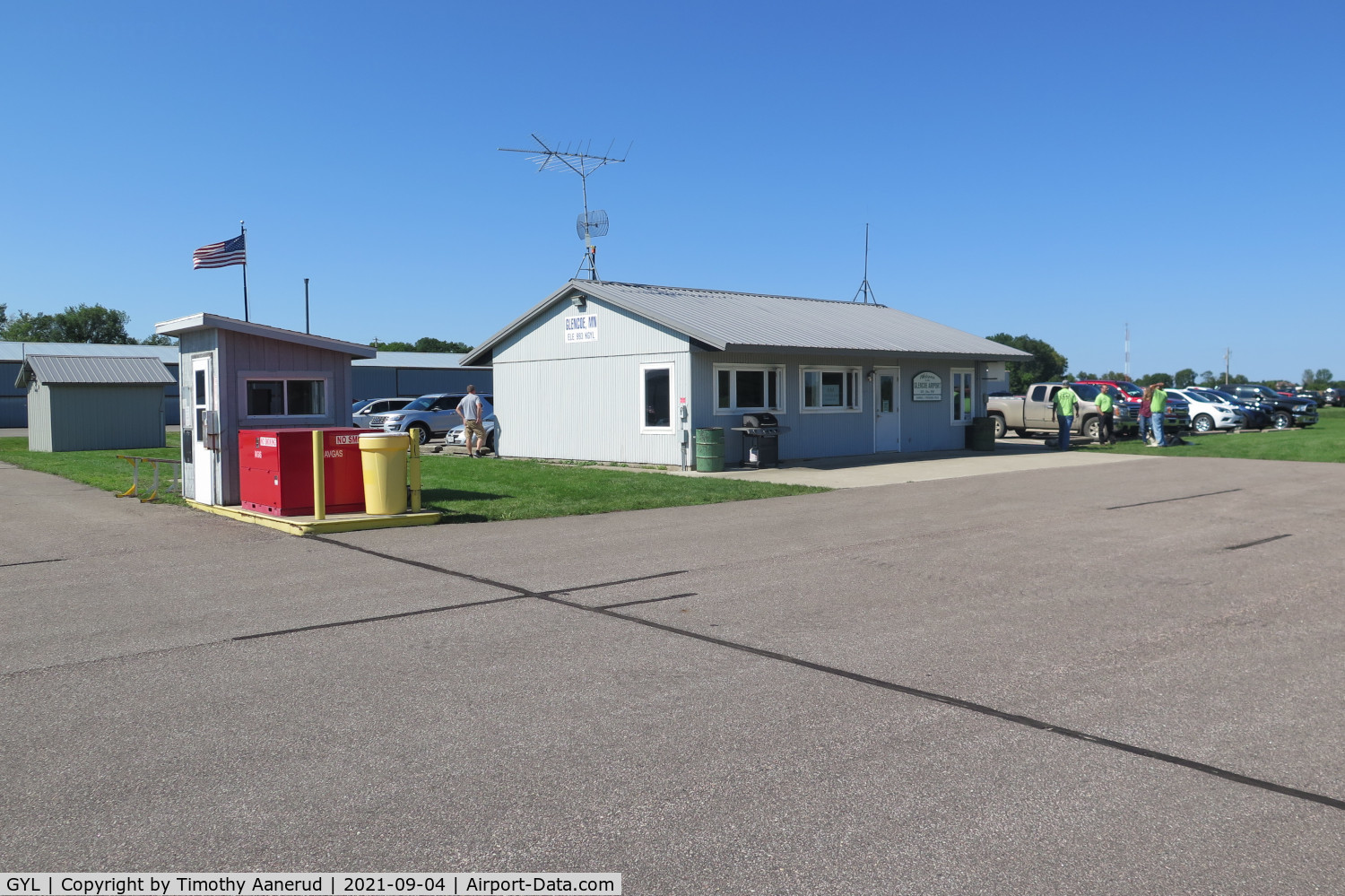 Glencoe Municipal Airport (GYL) - Glencoe Muni airport, Glencoe MN USA, Arrivals and Departures building