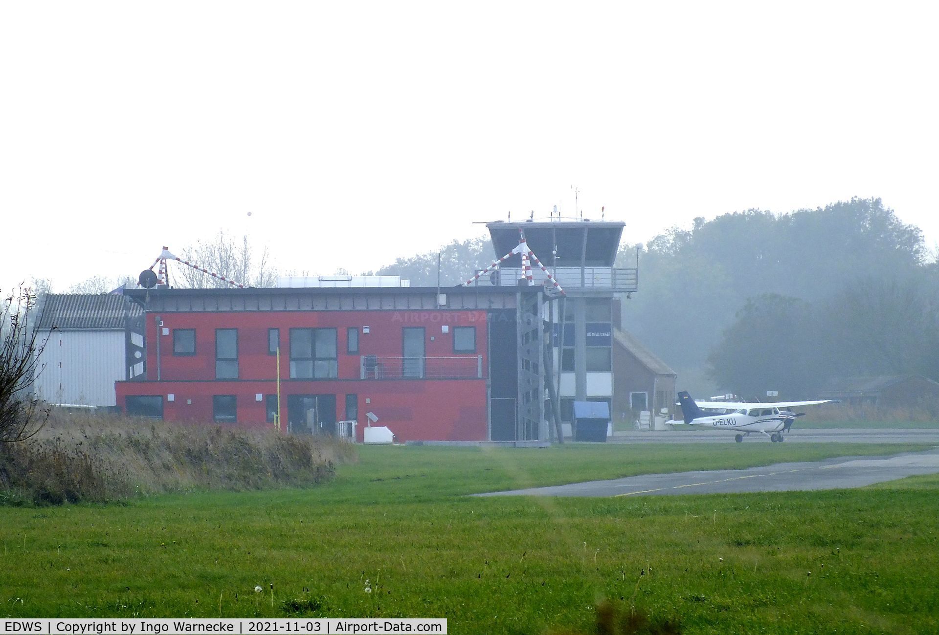 EDWS Airport - Norden-Norddeich airfield buildings seen from a distance