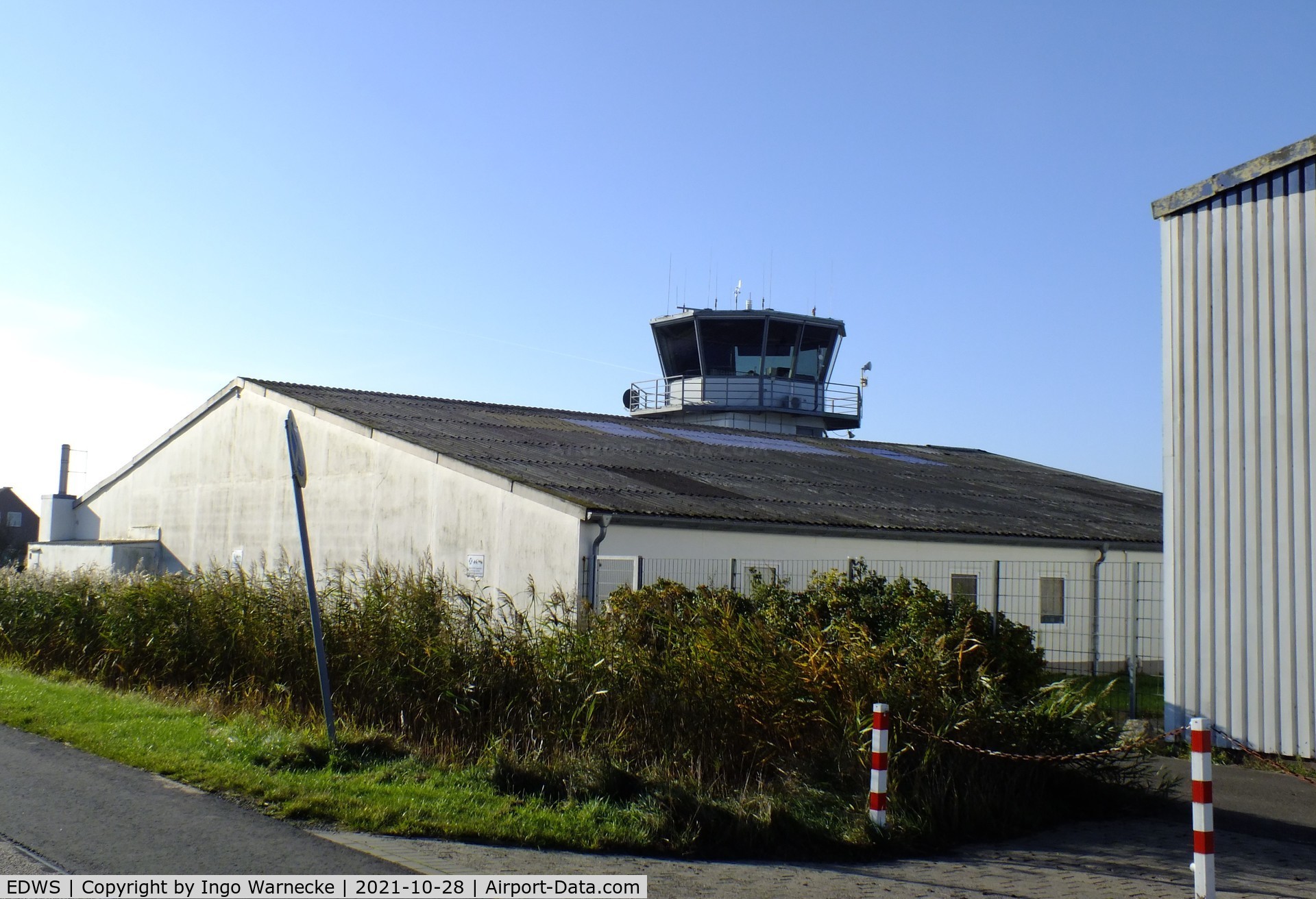 EDWS Airport - Norden-Norddeich airfield hangar and tower