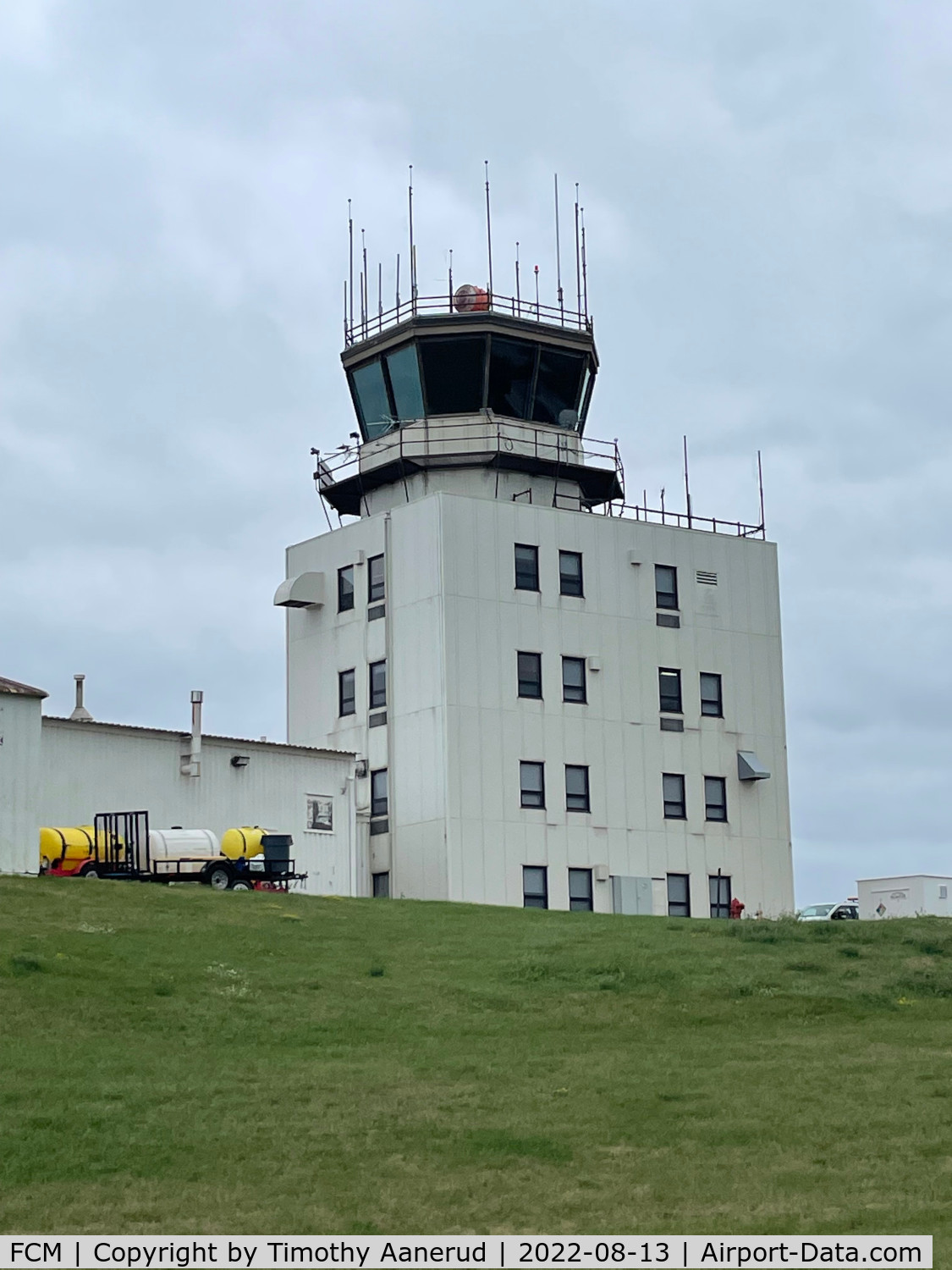 Flying Cloud Airport (FCM) - Flying Cloud Control Tower