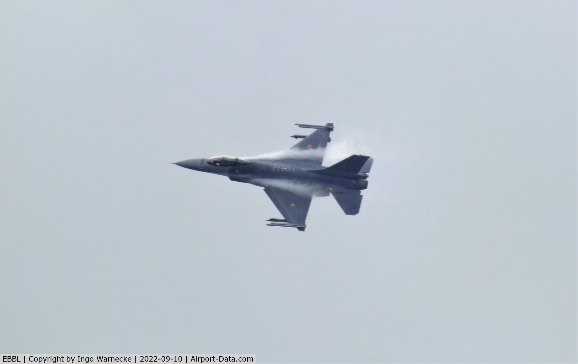 Kleine Brogel Air Base Airport, Kleine Brogel Belgium (EBBL) - single F-16 of the Thundertigers display team at the 2022 Sanicole Spottersday at Kleine Brogel air base