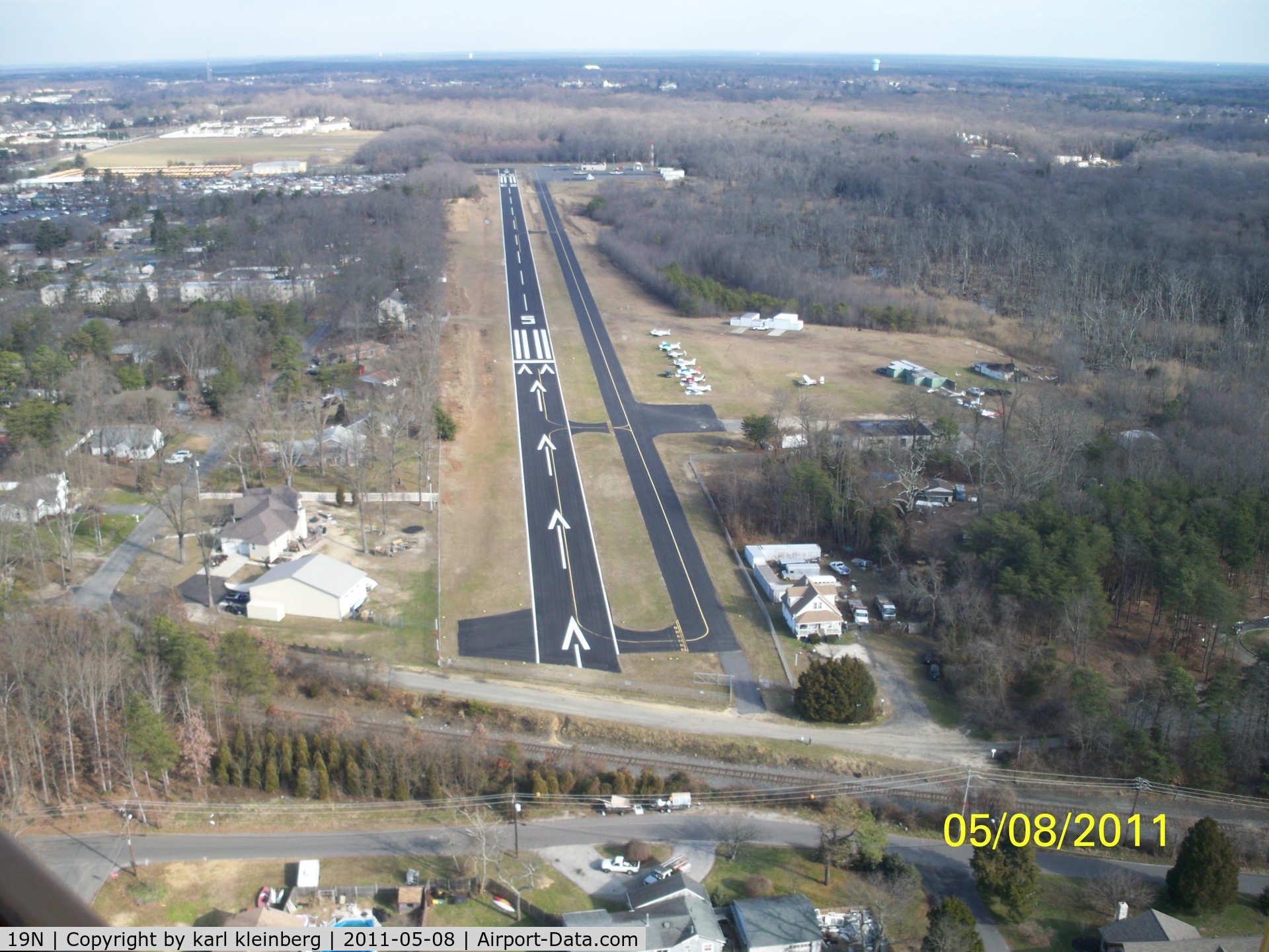 Camden County Airport (19N) - rw 05