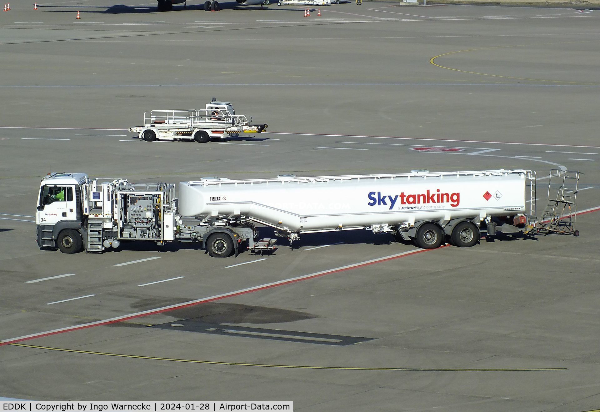 Cologne Bonn Airport, Cologne/Bonn Germany (EDDK) - airport fuel truck at Köln/Bonn airport