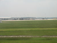 Jacksonville International Airport (JAX) - We were on our way to BWI and I got this shot. - by Sam Andrews