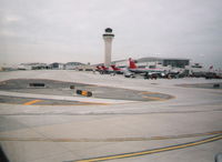 Detroit Metropolitan Wayne County Airport (DTW) - DTW 2002 - by Florida Metal