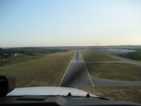 Concord Regional Airport (JQF) - approach - by J Welch