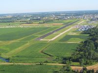 Fond Du Lac County Airport (FLD) - Right base for 36.  Lots of visitors for Airventure 2008 (Oshkosh). - by Bob Simmermon