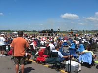 Fairfield County Airport (LHQ) - Airshow crowd at Wings of Victory airshow - Lancaster, Ohio - by Bob Simmermon