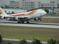 Miami International Airport (MIA) - 747 Landing on RWY 9 - by Bob Simmermon