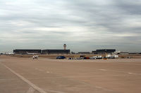 Dallas/fort Worth International Airport (DFW) - DFW - by Dawei Sun