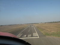 Fenosu Airport - short final rwy 32
year 2008 - by francesco sale