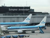 Amsterdam Schiphol Airport, Haarlemmermeer, near Amsterdam Netherlands (EHAM) - KLM - by Jean Goubet/FRENCHSKY
