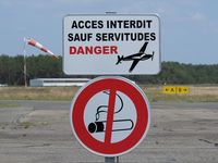 Bordeaux Leognan saucats Airport, Bordeaux France (LFCS) - no smoking..... - by Jean Goubet-FRENCHSKY