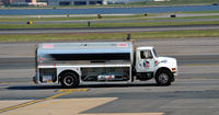 Ronald Reagan Washington National Airport (DCA) - Fuel truck 47 - by Ronald Barker