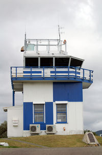 Paraparaumu Airport - The tower at the small airport at Paraparaumu - by Micha Lueck