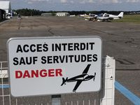 Bordeaux Leognan saucats Airport, Bordeaux France (LFCS) - Be careful.....! - by Jean Goubet-FRENCHSKY