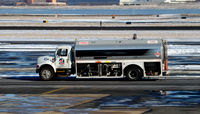 Ronald Reagan Washington National Airport (DCA) - Jet A fuel truck AO 10147 National - by Ronald Barker