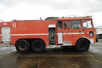 X3BR Airport - An old emergency vehicle at Bruntingthorpe Airfield - by Guitarist