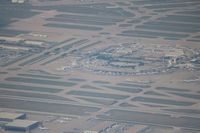 Dallas/fort Worth International Airport (DFW) - Dallas Fort Worth Airport on downwind - by Florida Metal