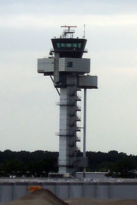 Hanover/Langenhagen International Airport, Hanover Germany (EDDV) photo