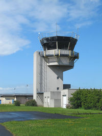Saint-Brieuc Armor Airport - the control tower - by olivier Cortot