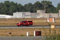 Bordeaux - Runway control, Bordeaux Mérignac airport (LFBD-BOD) - by Yves-Q